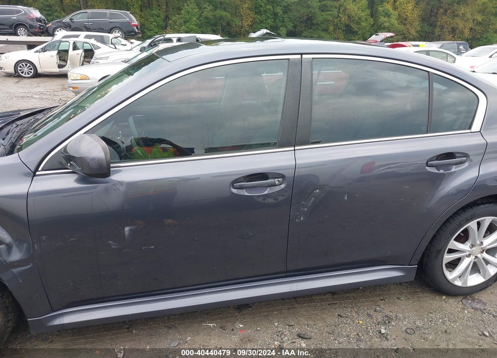 2014 SUBARU LEGACY 2.5I LIMITED VIN: 4S3BMCL64E3003701