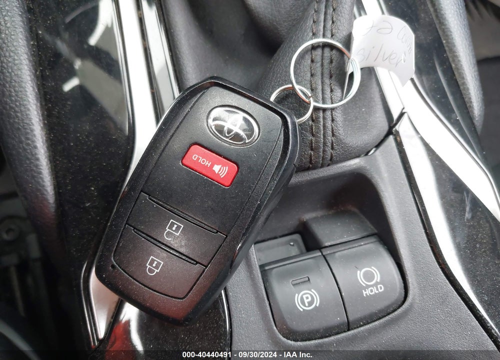 2022 TOYOTA COROLLA CROSS XLE VIN: 7MUEAAAG0NV036883