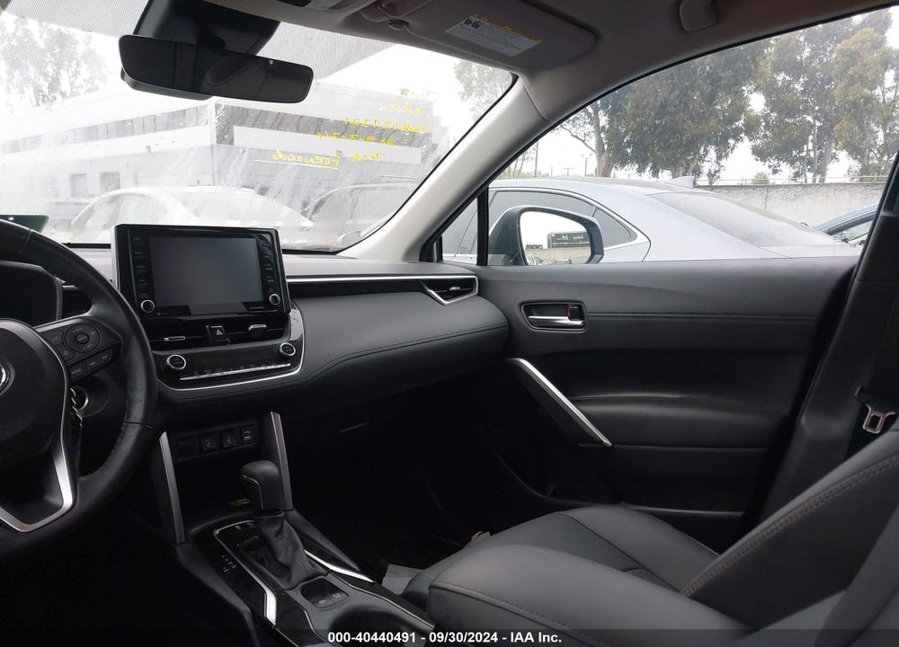 2022 TOYOTA COROLLA CROSS XLE VIN: 7MUEAAAG0NV036883