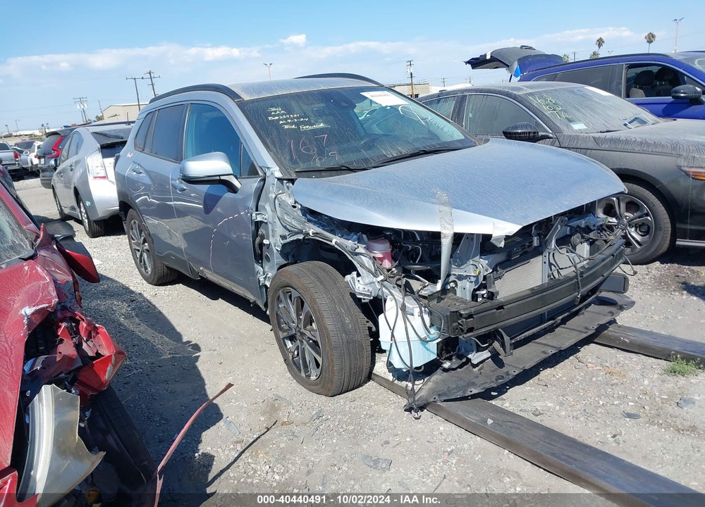 2022 TOYOTA COROLLA CROSS XLE VIN: 7MUEAAAG0NV036883
