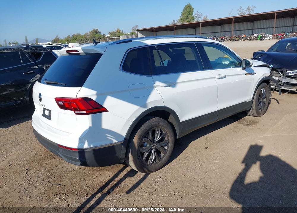 2024 VOLKSWAGEN TIGUAN 2.0T SE VIN: 3VVNB7AX3RM088235