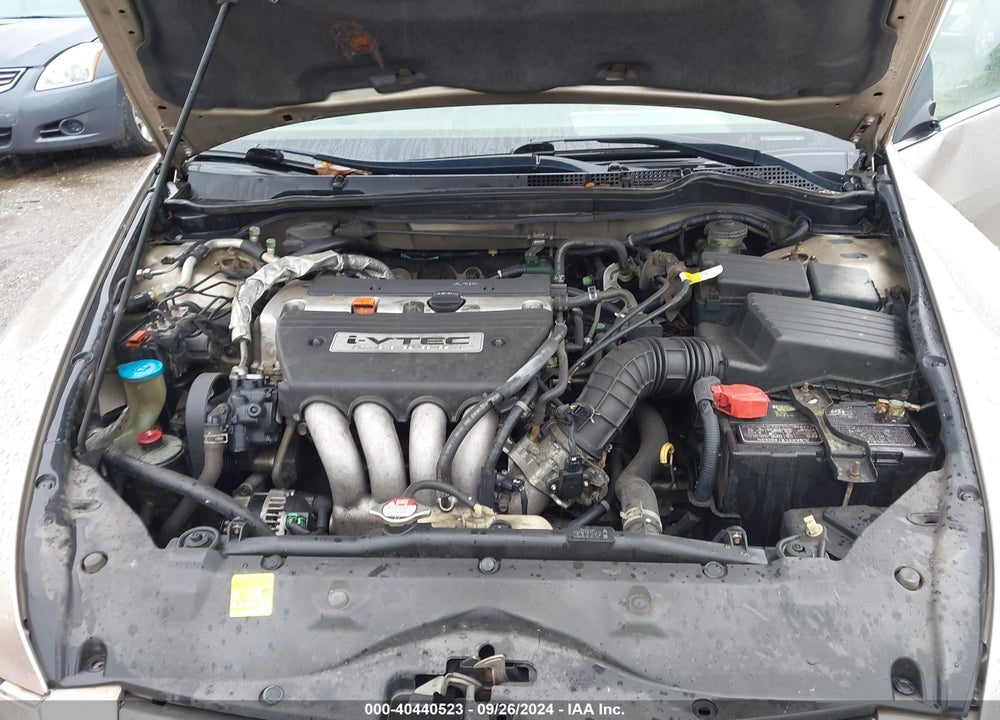 2003 HONDA ACCORD 2.4 EX VIN: JHMCM56623C057859