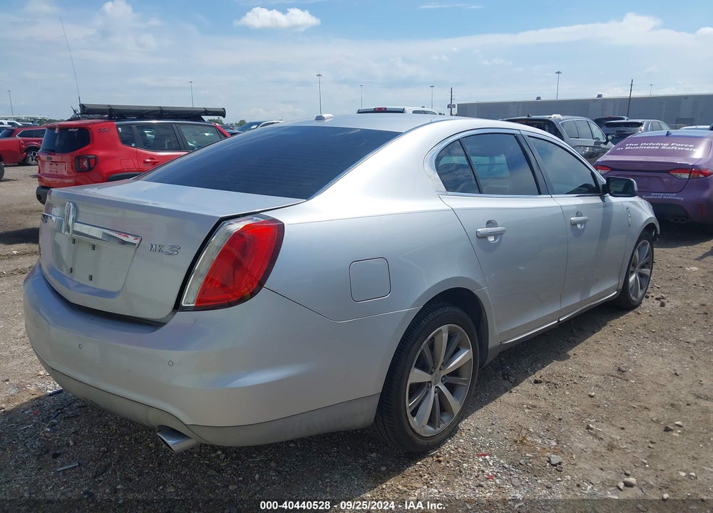2009 LINCOLN MKS VIN: 1LNHM93R99G622067