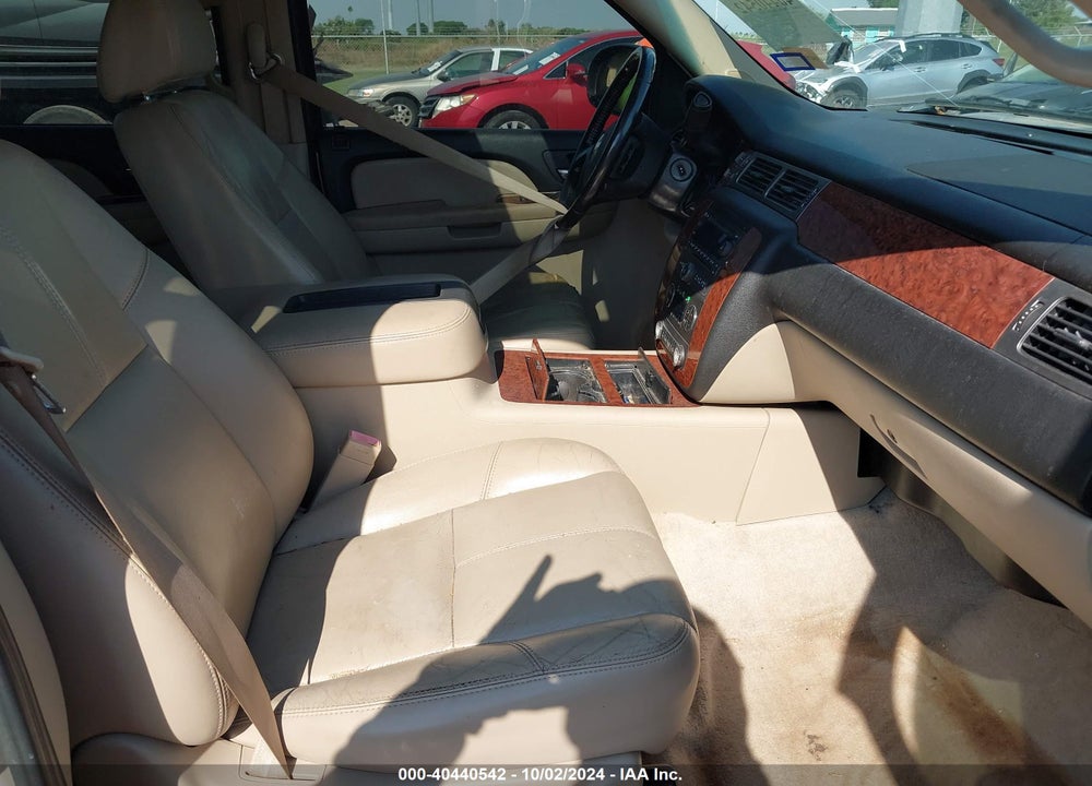 2007 CHEVROLET SUBURBAN 1500 LTZ VIN: 3GNFC16J67G307144