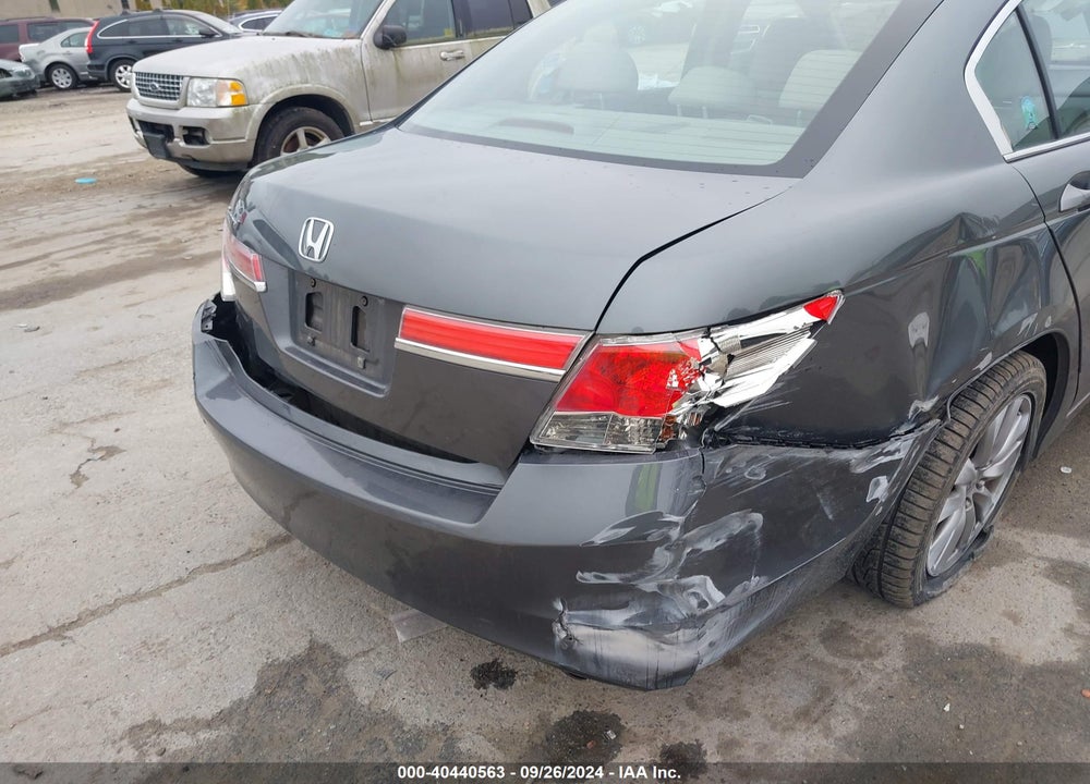 2012 HONDA ACCORD 2.4 EX-L VIN: 1HGCP2F83CA081450