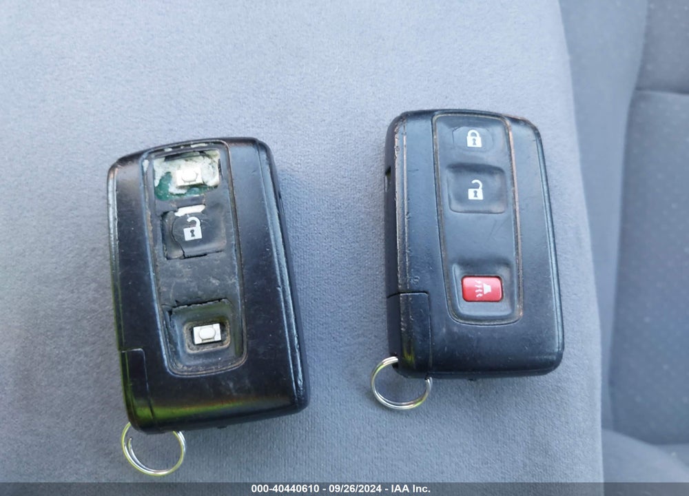 2007 TOYOTA PRIUS VIN: JTDKB20U377586597