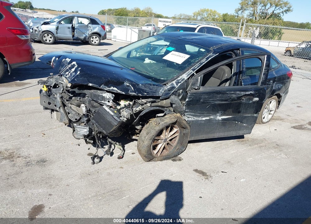 2017 FORD FOCUS SE VIN: 1FADP3F26HL324688