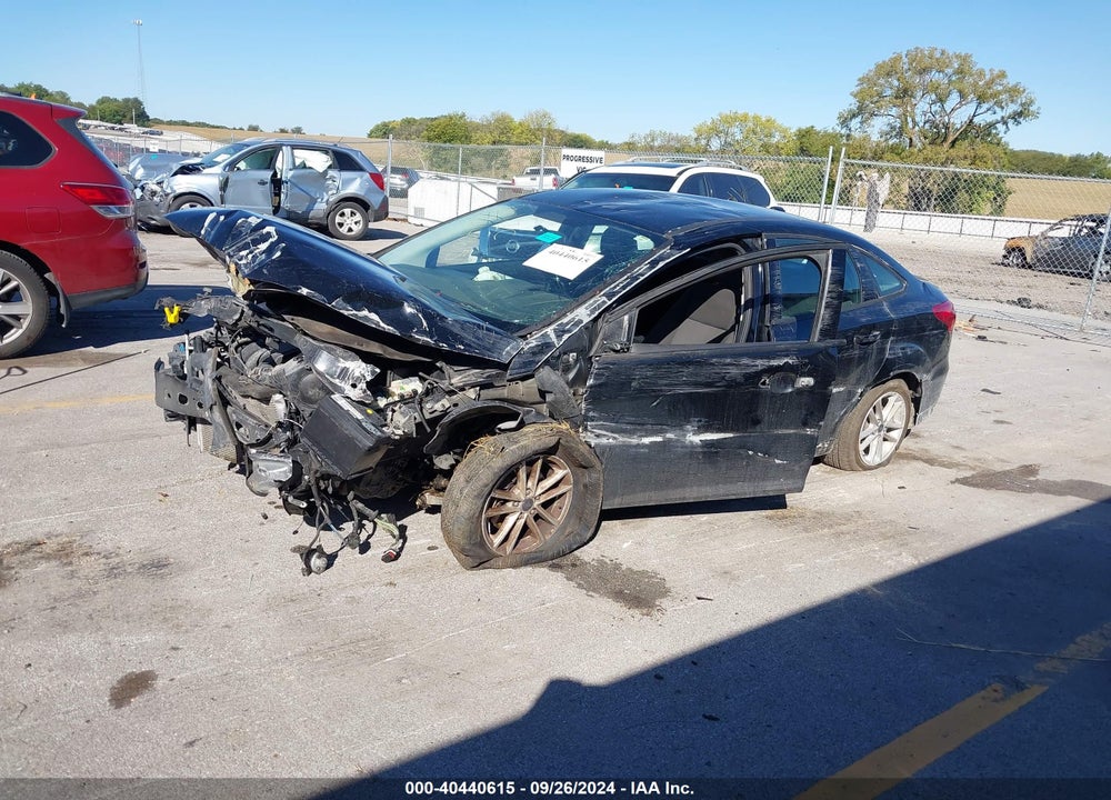 2017 FORD FOCUS SE VIN: 1FADP3F26HL324688