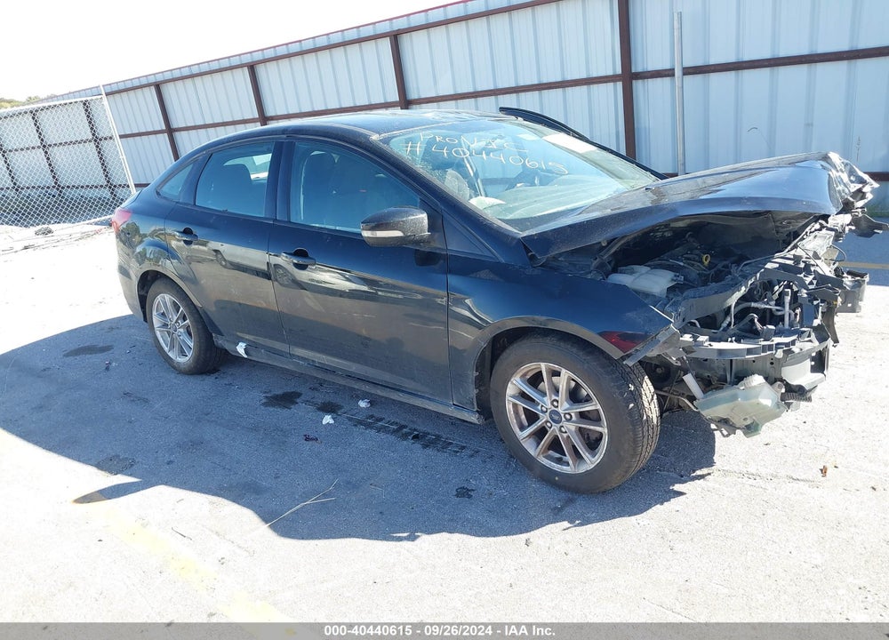 2017 FORD FOCUS SE VIN: 1FADP3F26HL324688