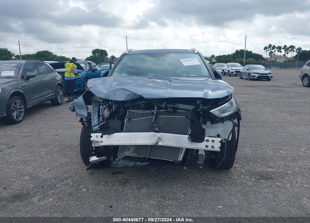 2024 TOYOTA HIGHLANDER PLATINUM VIN: 5TDKDRAHXRS537197