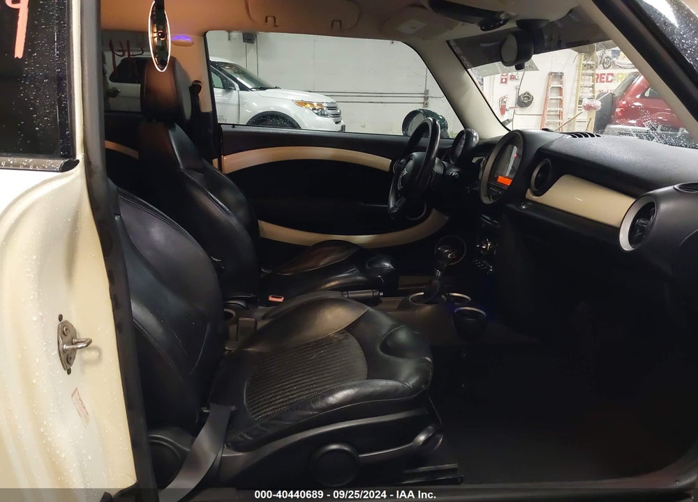 2014 MINI CLUBMAN COOPER S VIN: WMWZG3C50ET800277