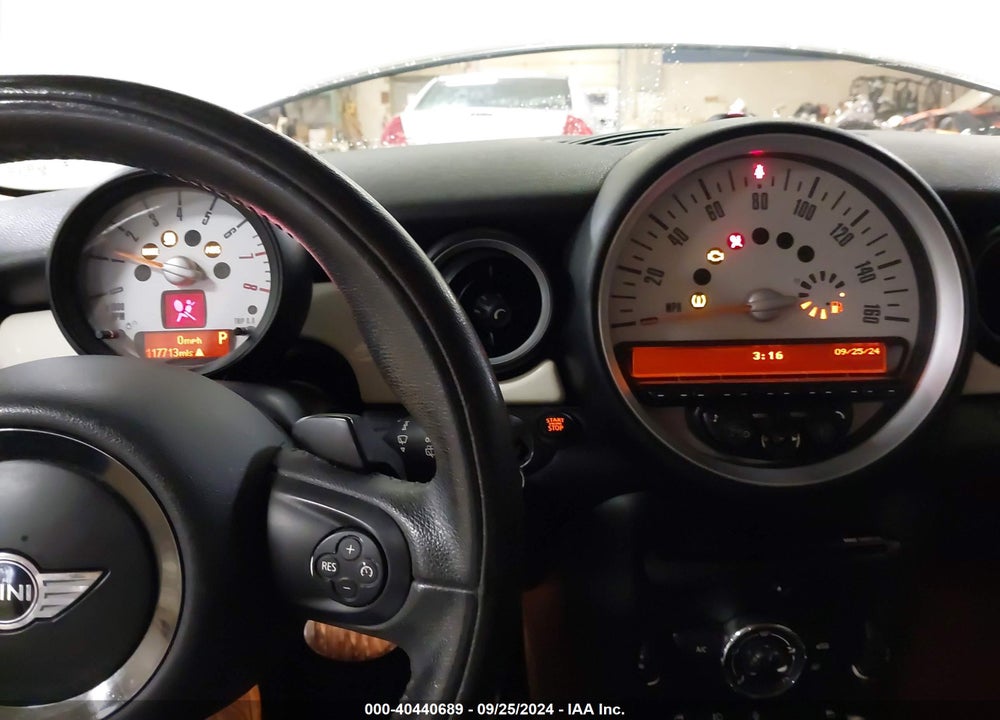 2014 MINI CLUBMAN COOPER S VIN: WMWZG3C50ET800277