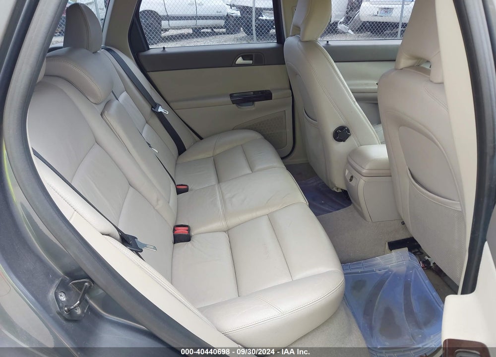2007 VOLVO V50 2.4I VIN: YV1MW382572313576