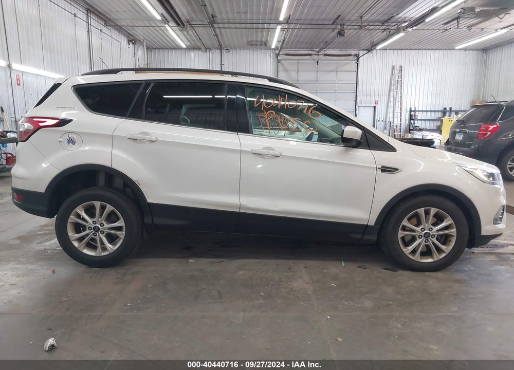 2017 FORD ESCAPE SE VIN: 1FMCU9G99HUD53914