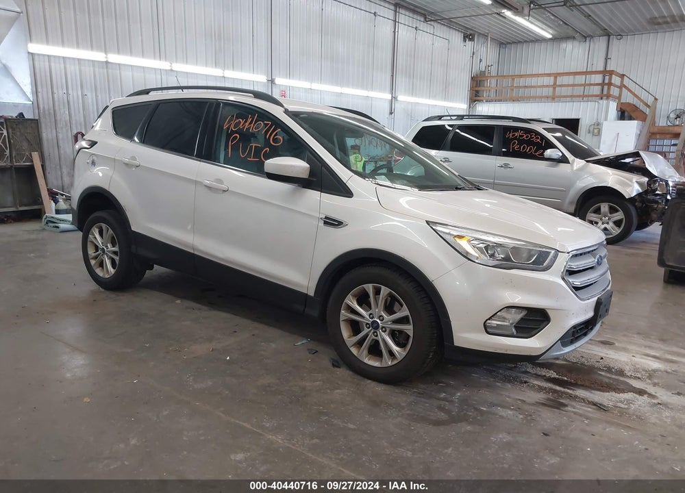 2017 FORD ESCAPE SE VIN: 1FMCU9G99HUD53914