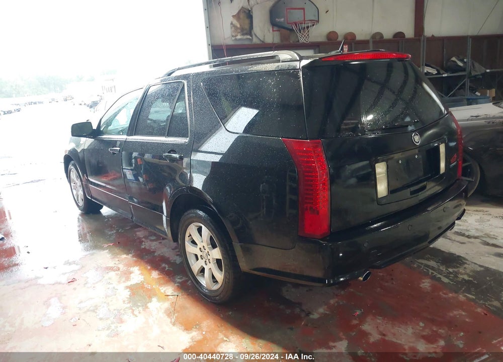 2007 CADILLAC SRX V6 VIN: 1GYEE637470136672