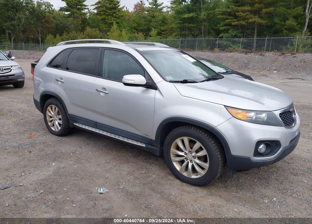 2011 KIA SORENTO EX V6 VIN: 5XYKUDA28BG172682
