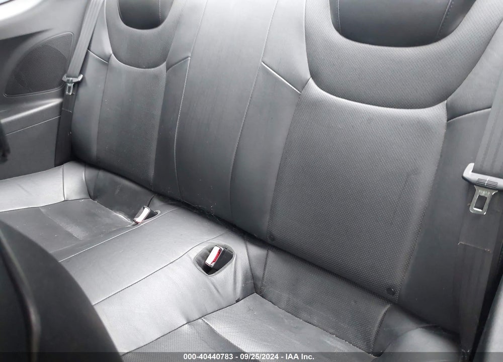 2010 HYUNDAI GENESIS 3.8 VIN: KMHHU6KH1AU023953