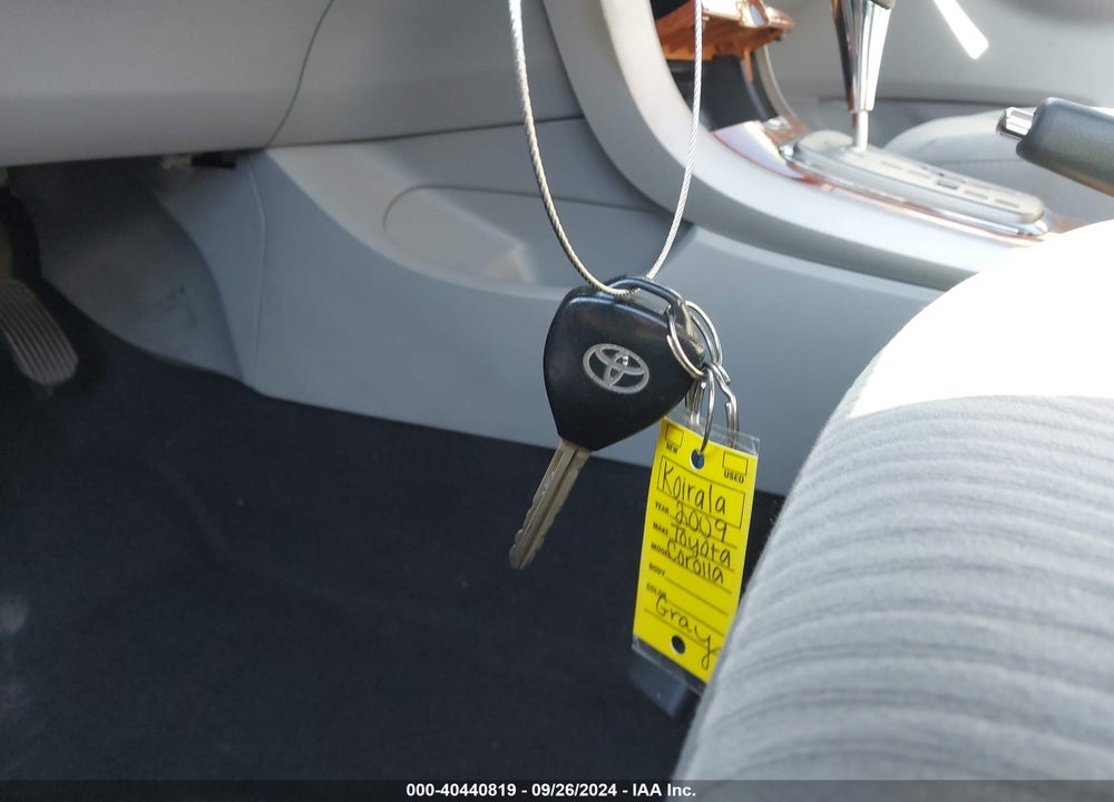 2009 TOYOTA COROLLA XLE VIN: 1NXBU40E19Z110427