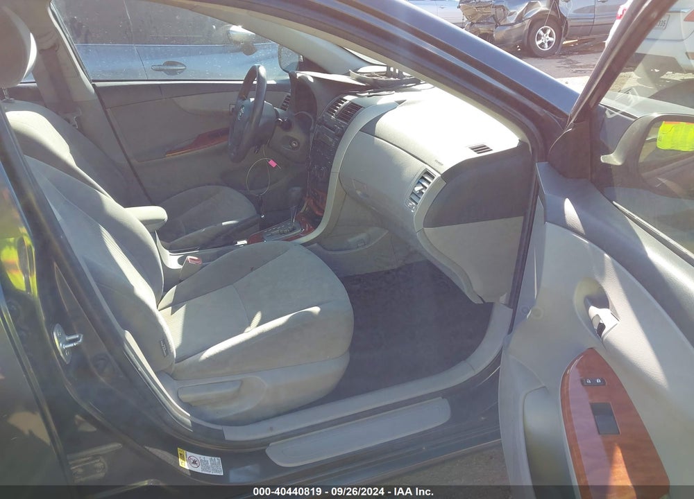 2009 TOYOTA COROLLA XLE VIN: 1NXBU40E19Z110427
