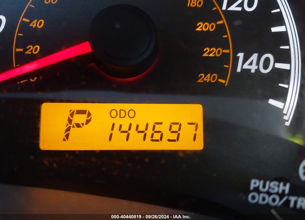 2009 TOYOTA COROLLA XLE VIN: 1NXBU40E19Z110427