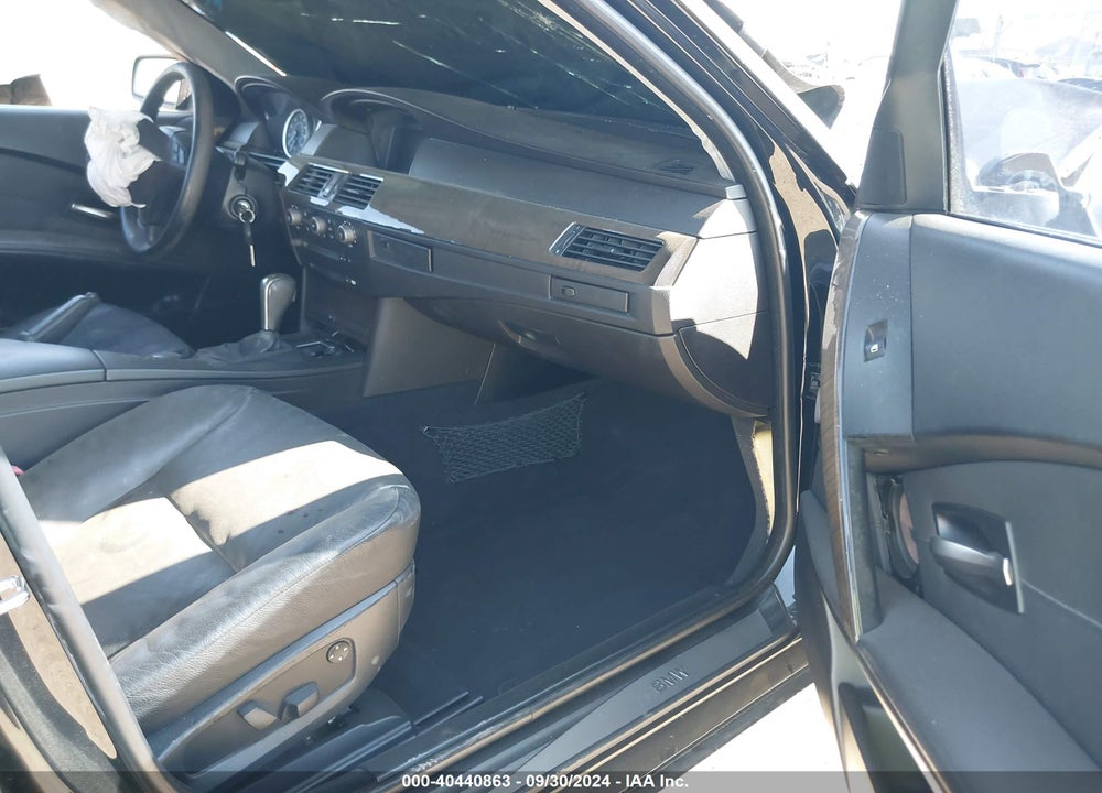 2005 BMW 530I VIN: WBANA73565CR59859
