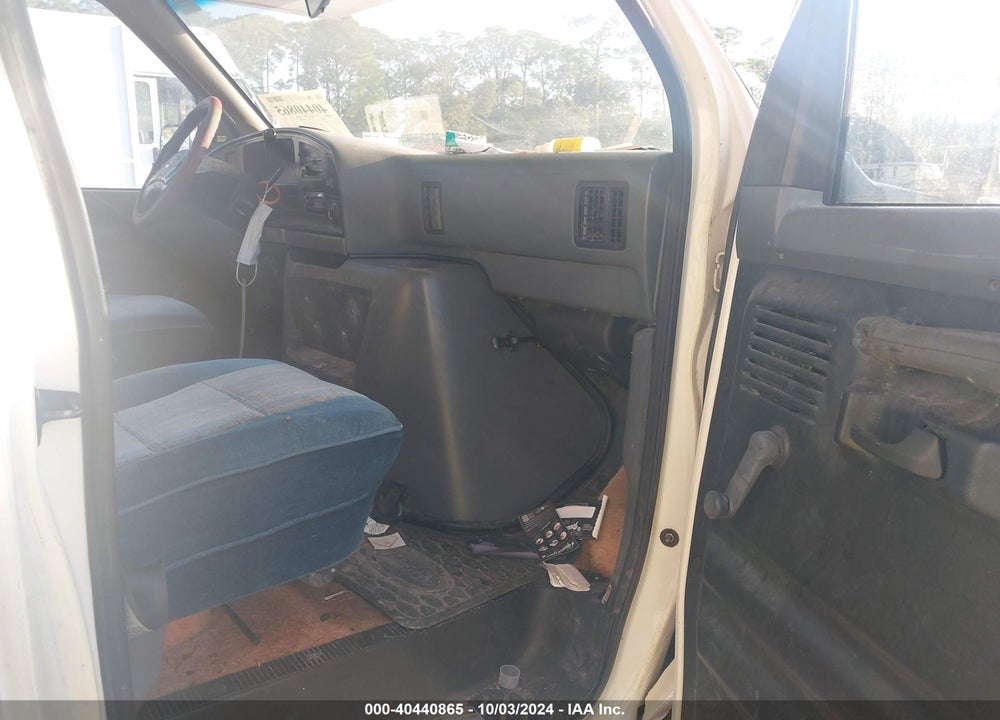 1993 FORD ECONOLINE E350 CUTAWAY VAN VIN: 1FDKE30G8PHA79207