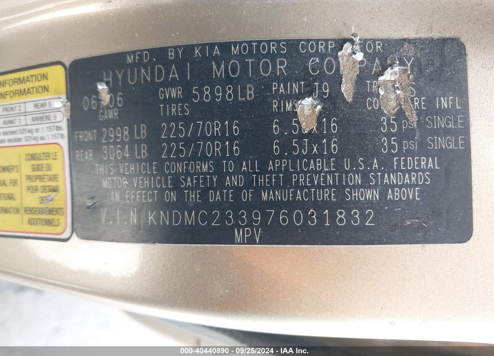 2007 HYUNDAI ENTOURAGE GLS/LIMITED/SE VIN: KNDMC233976031832
