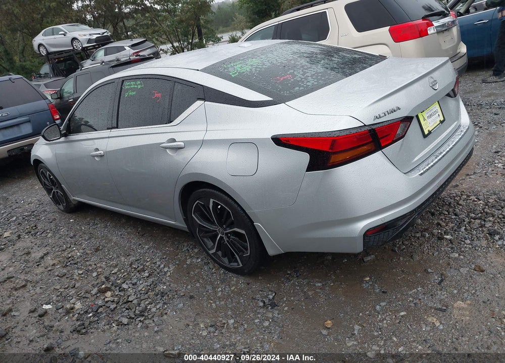 2023 NISSAN ALTIMA SR FWD VIN: 1N4BL4CV6PN325320