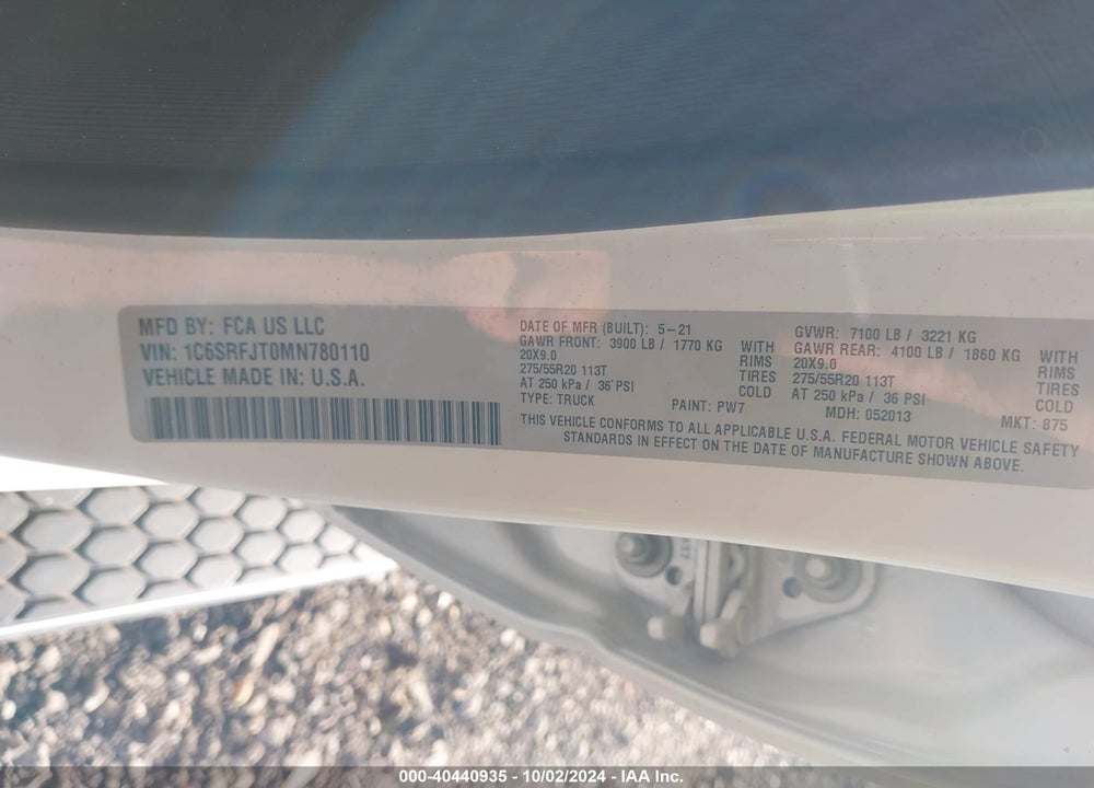 2021 RAM 1500 LAIE  4X4 5'7 BOX VIN: 1C6SRFJT0MN780110