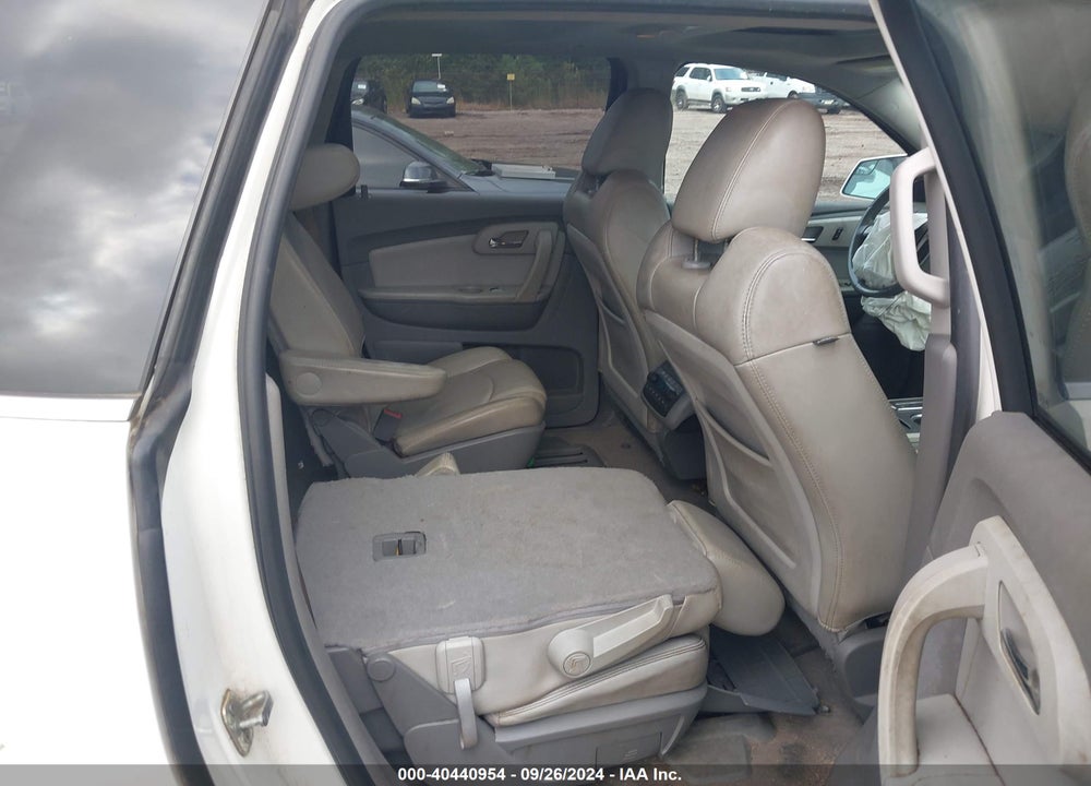 2011 CHEVROLET TRAVERSE 2LT VIN: 1GNKVJEDXBJ330115