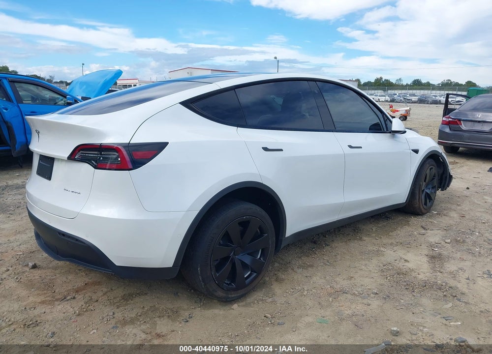 2020 TESLA MODEL Y LONG RANGE DUAL MOTOR ALL-WHEEL DRIVE VIN: 5YJYGDEE5LF028442
