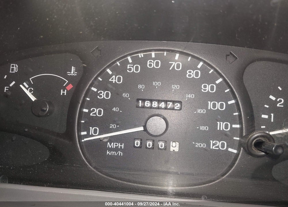 1999 FORD ESCORT SE VIN: 1FAFP13P9XW205334