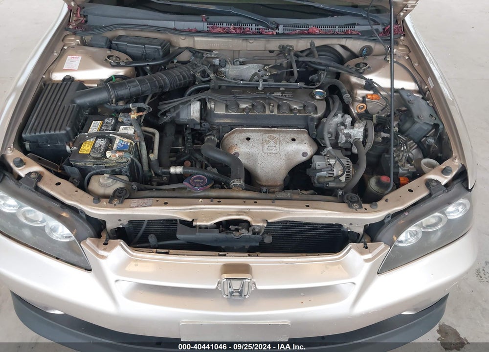 2000 HONDA ACCORD 2.3 EX VIN: JHMCG5652YC001250