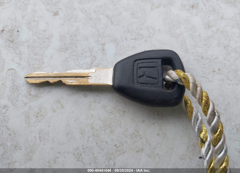 2000 HONDA ACCORD 2.3 EX VIN: JHMCG5652YC001250
