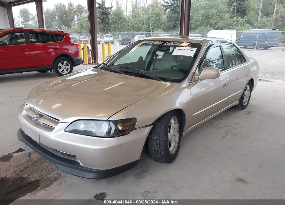 2000 HONDA ACCORD 2.3 EX VIN: JHMCG5652YC001250