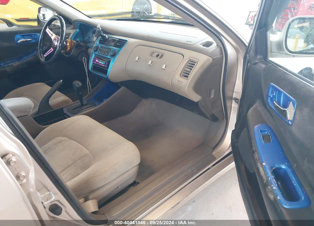 2000 HONDA ACCORD 2.3 EX VIN: JHMCG5652YC001250