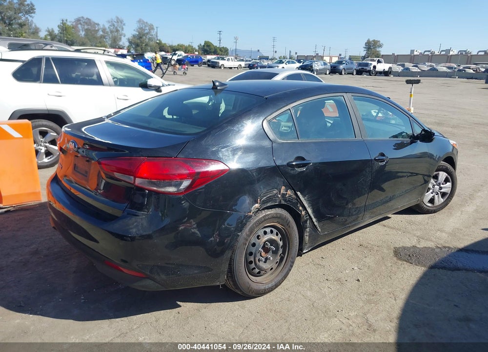 2017 KIA FORTE LX VIN: 3KPFK4A78HE031040