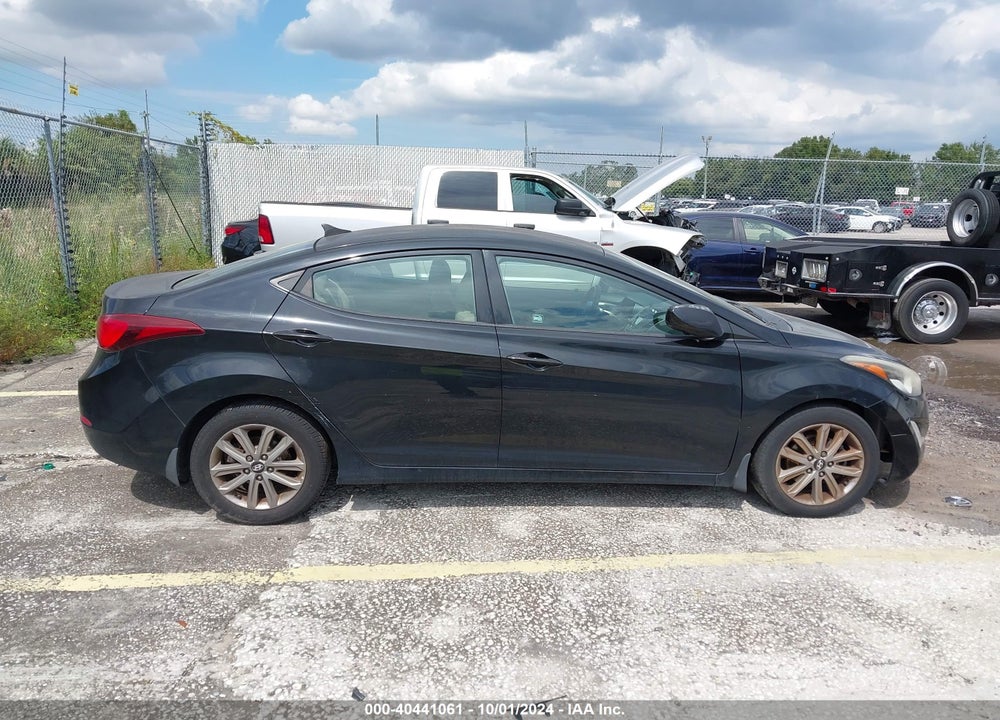 2014 HYUNDAI ELANTRA SE VIN: 5NPDH4AE0EH490056