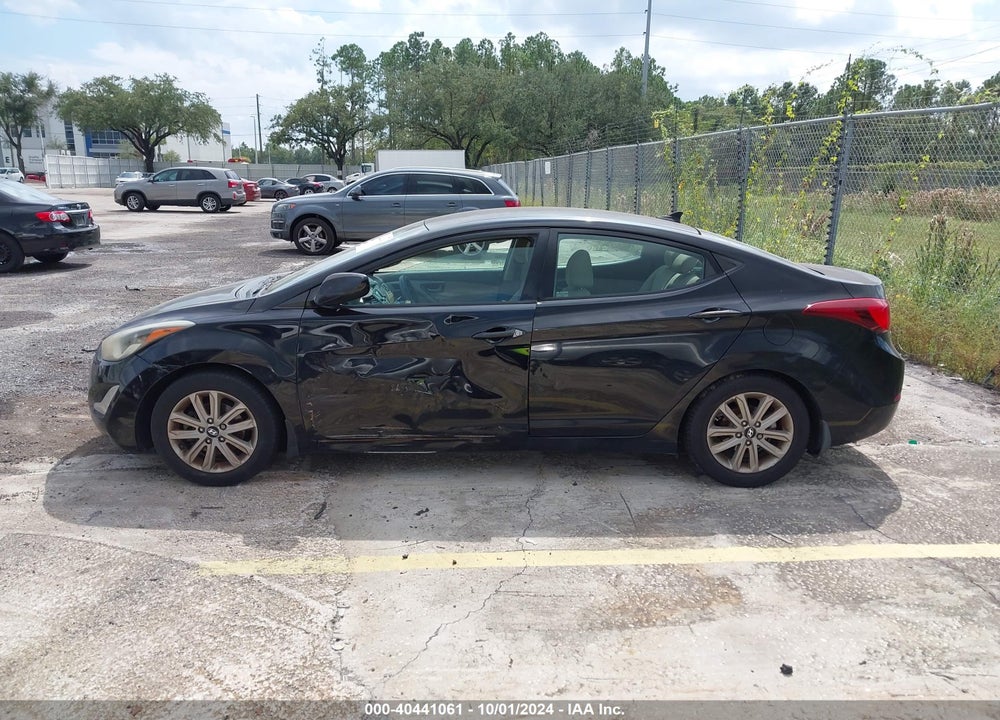 2014 HYUNDAI ELANTRA SE VIN: 5NPDH4AE0EH490056