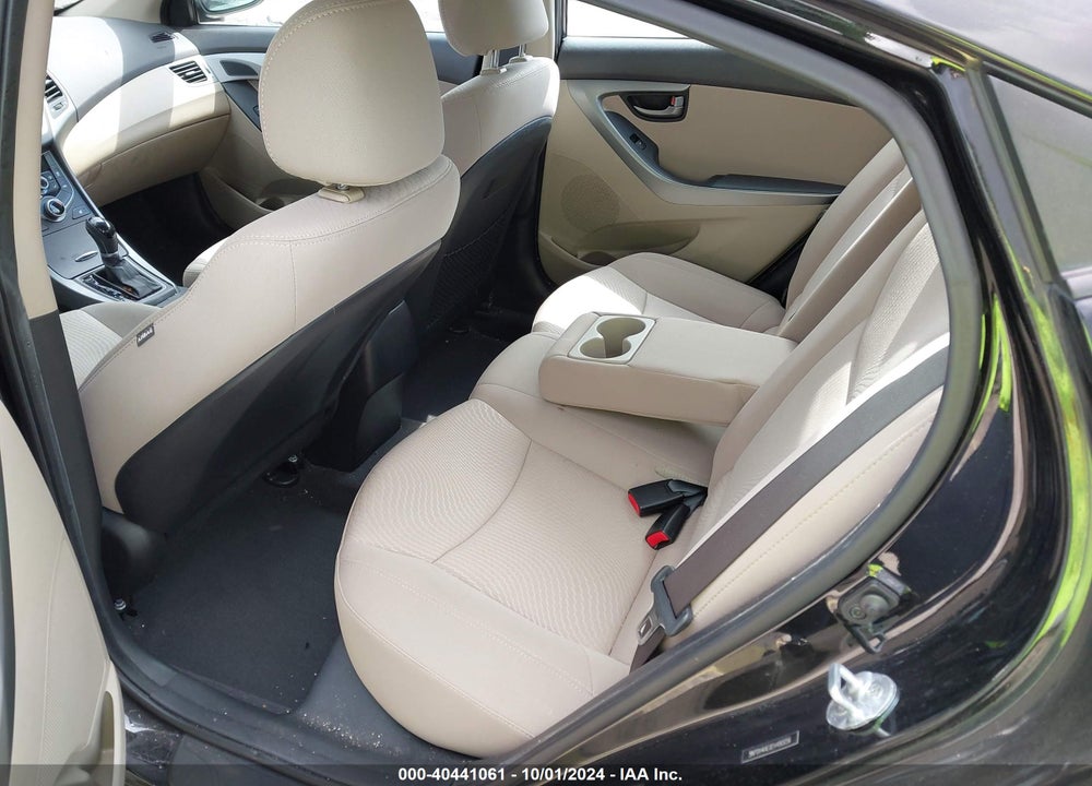 2014 HYUNDAI ELANTRA SE VIN: 5NPDH4AE0EH490056