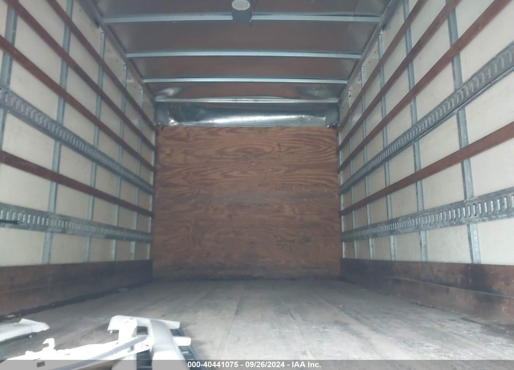 2015 ISUZU NPR DSL REG AT VIN: JALC4W163F7003786