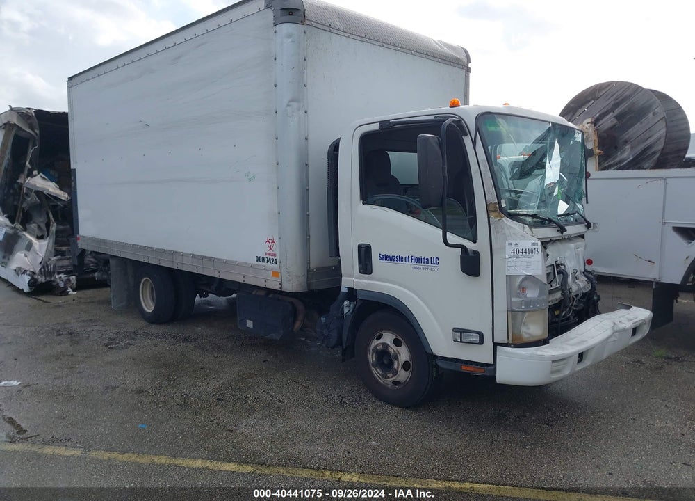 2015 ISUZU NPR DSL REG AT VIN: JALC4W163F7003786