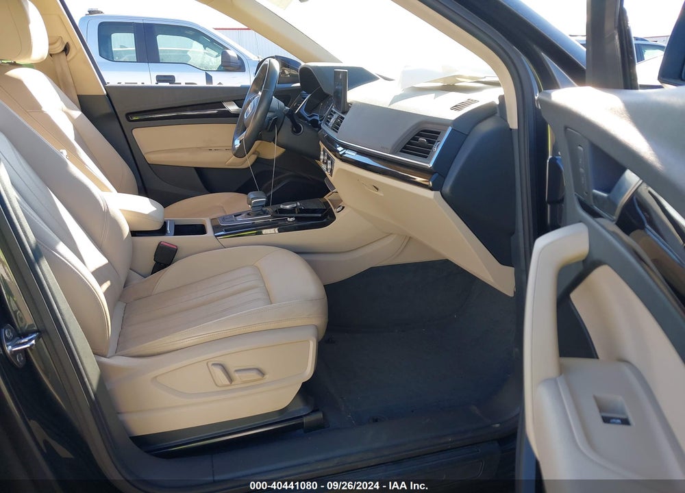2019 AUDI Q5 45 PREMIUM VIN: WA1ANAFYXK2109530
