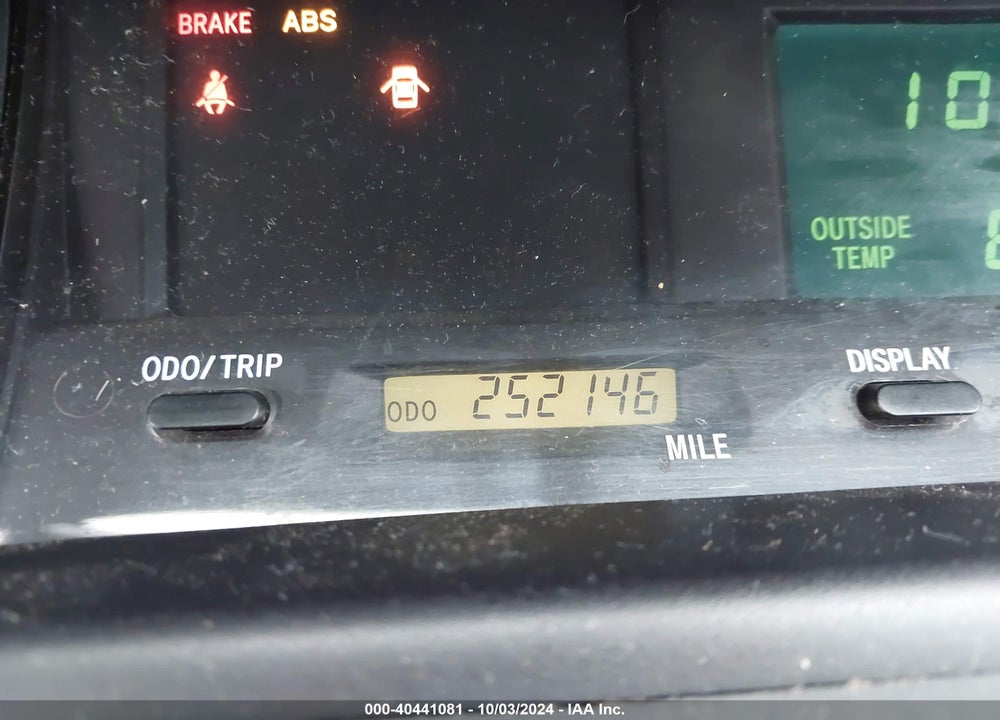 2001 TOYOTA AVALON XLS VIN: 4T1BF28B61U147227