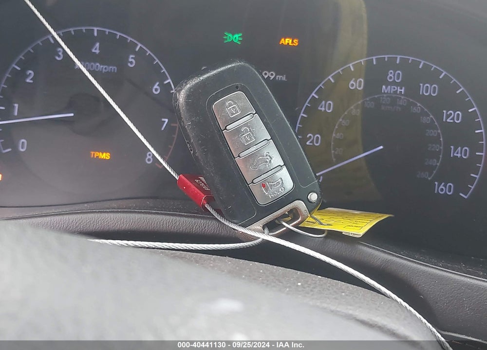 2014 HYUNDAI GENESIS 3.8 VIN: KMHGC4DD0EU262476