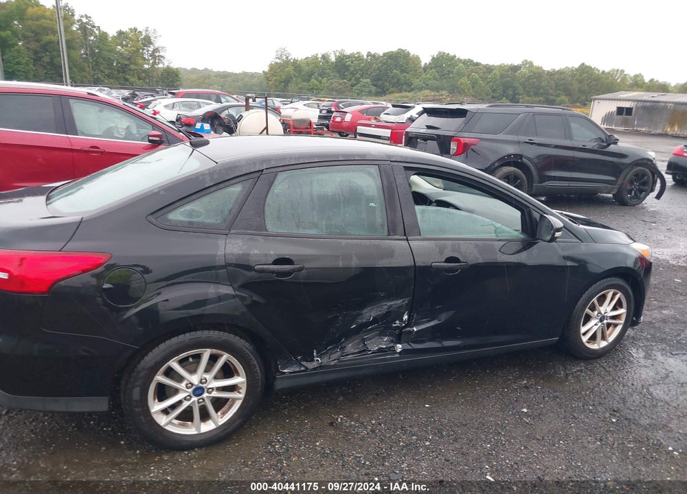 2015 FORD FOCUS SE VIN: 1FADP3F26FL282651