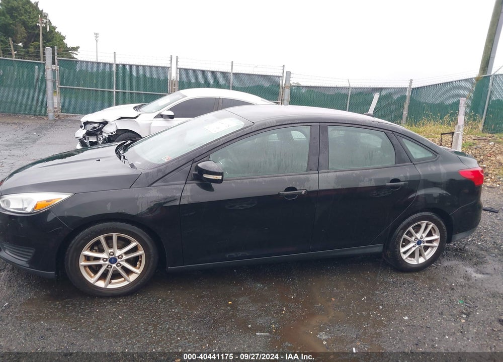 2015 FORD FOCUS SE VIN: 1FADP3F26FL282651