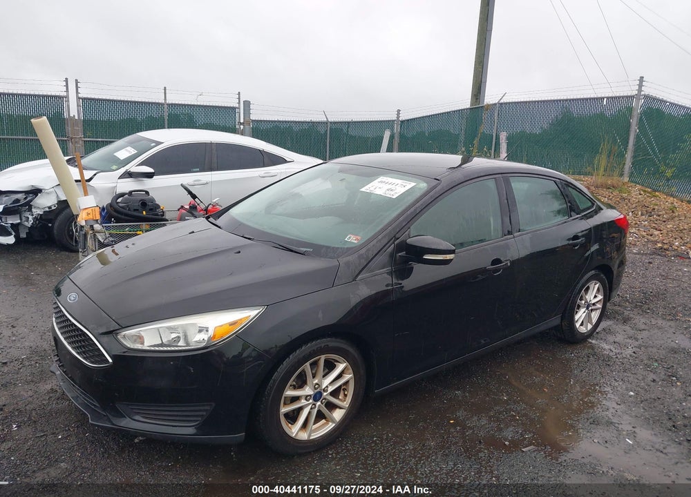 2015 FORD FOCUS SE VIN: 1FADP3F26FL282651