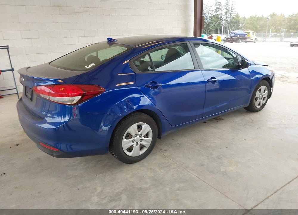 2017 KIA FORTE LX VIN: 3KPFK4A77HE047035